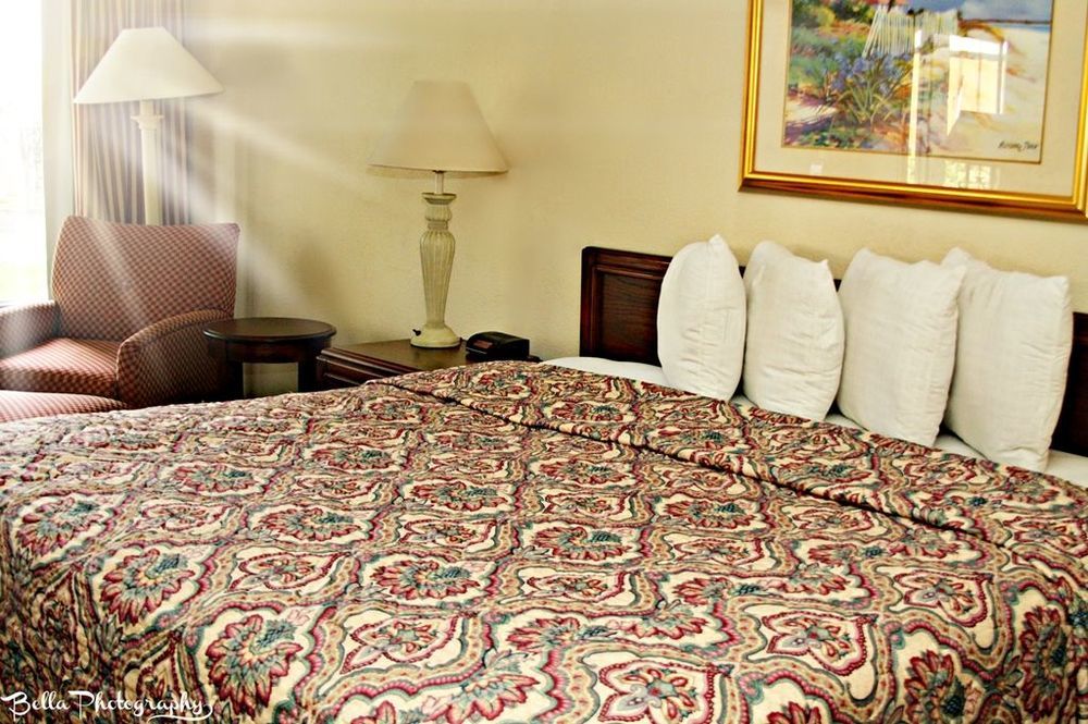 Rodeway Inn Orange Park Cameră foto